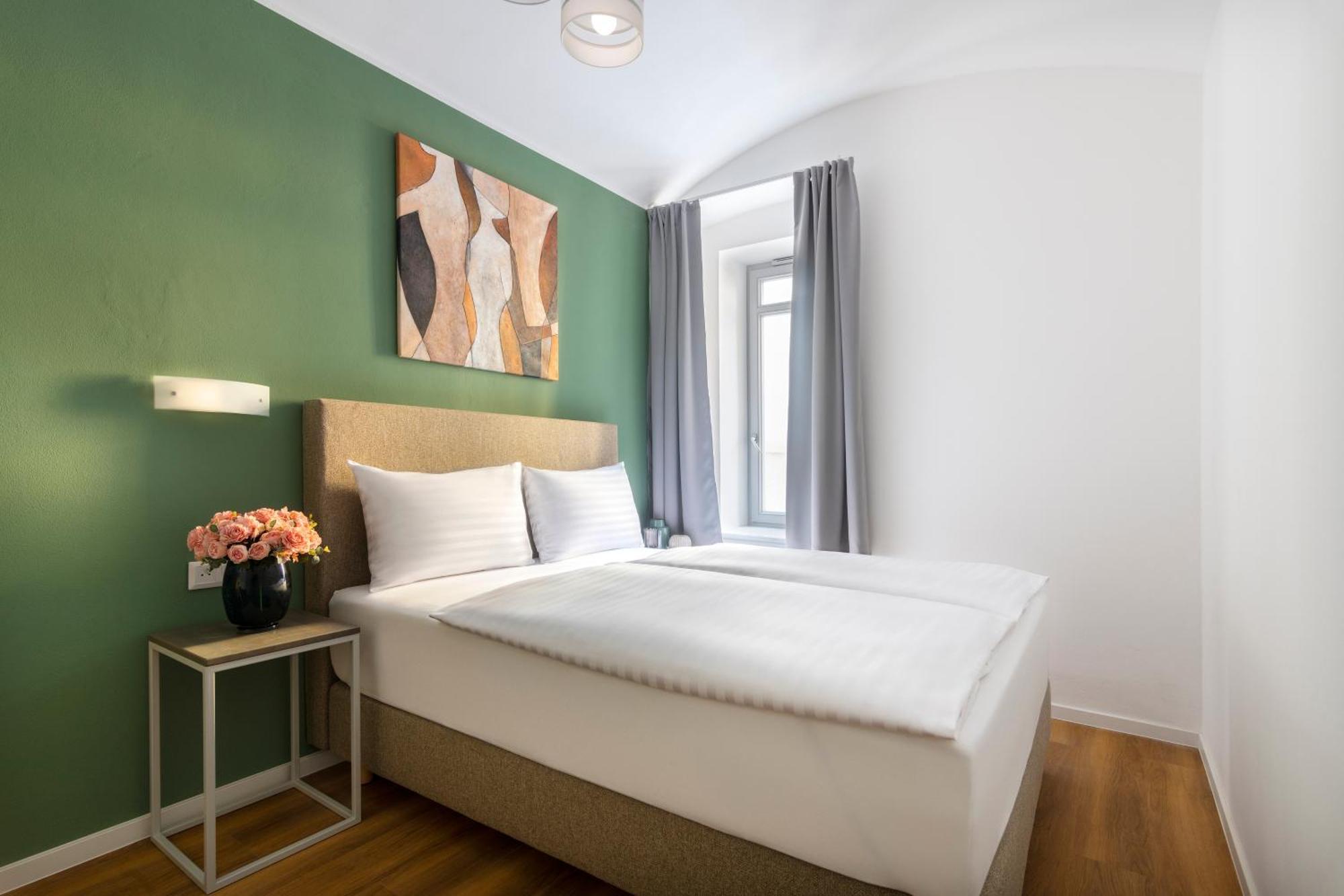 Appartamento Deluxe con 2 Camere da Letto e Patio Privato